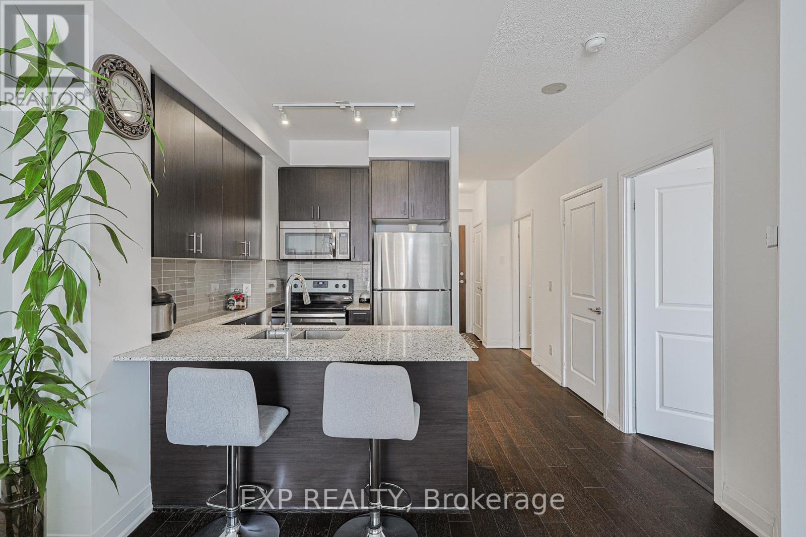 302 - 9582 Markham Road, Markham (Wismer), Ontario  L6E 0H8 - Photo 10 - N12660568