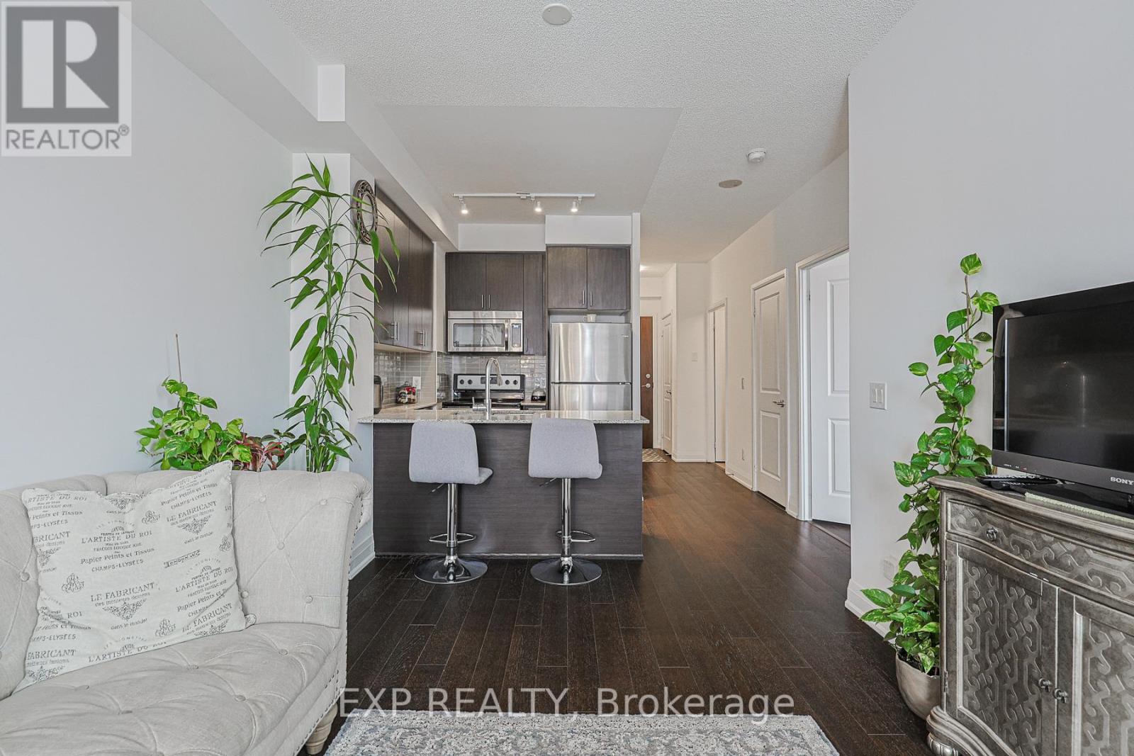 302 - 9582 Markham Road, Markham (Wismer), Ontario  L6E 0H8 - Photo 16 - N12660568