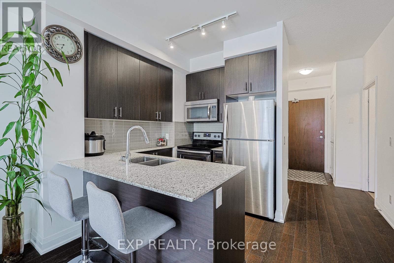 302 - 9582 Markham Road, Markham (Wismer), Ontario  L6E 0H8 - Photo 9 - N12660568