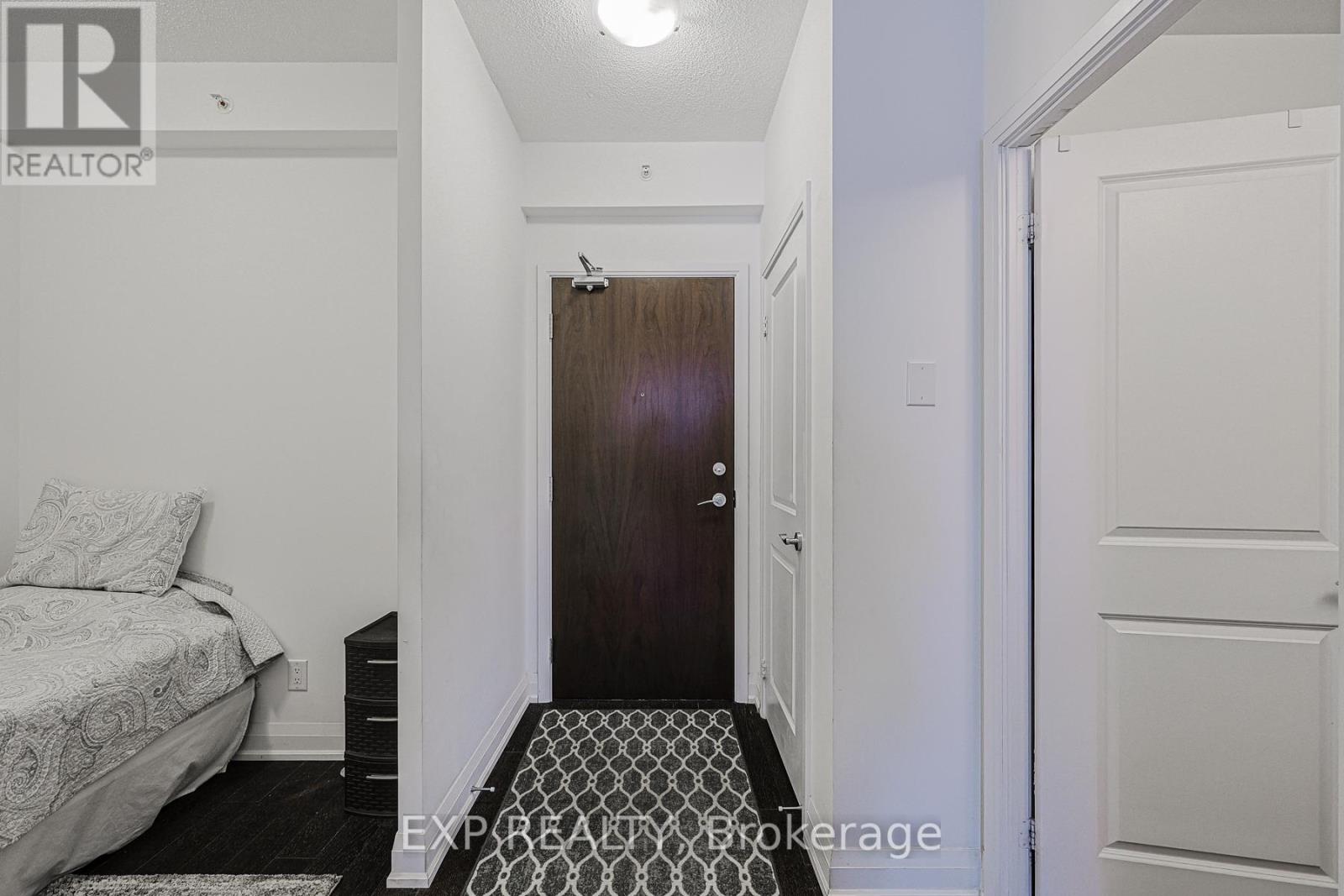 302 - 9582 Markham Road, Markham (Wismer), Ontario  L6E 0H8 - Photo 5 - N12660568