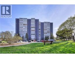 225 HARVARD Place Unit# 809, Waterloo, Ontario