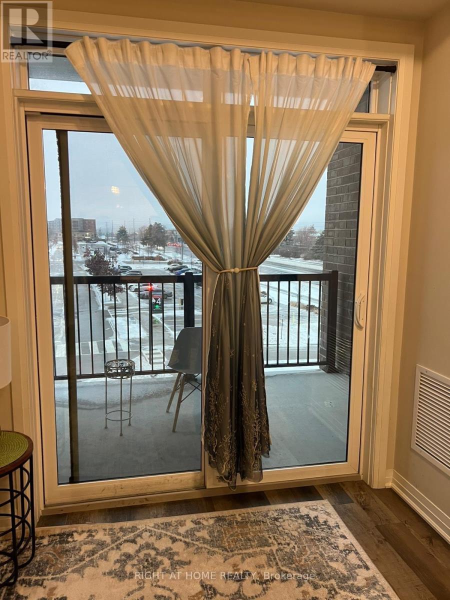 407 - 610 Farmstead Drive, Milton, Ontario  L9T 8X5 - Photo 10 - W12657798