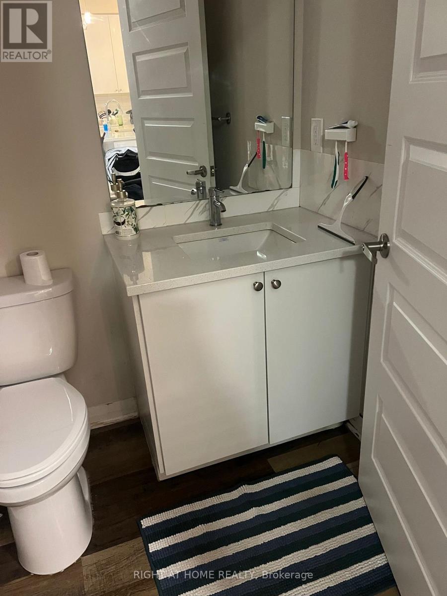 407 - 610 Farmstead Drive, Milton, Ontario  L9T 8X5 - Photo 18 - W12657798