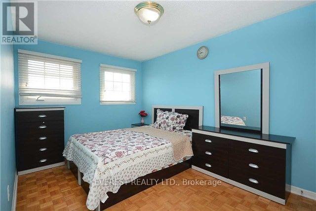 31 Merganser Crescent, Brampton, Ontario  L6W 4G2 - Photo 12 - W12660612