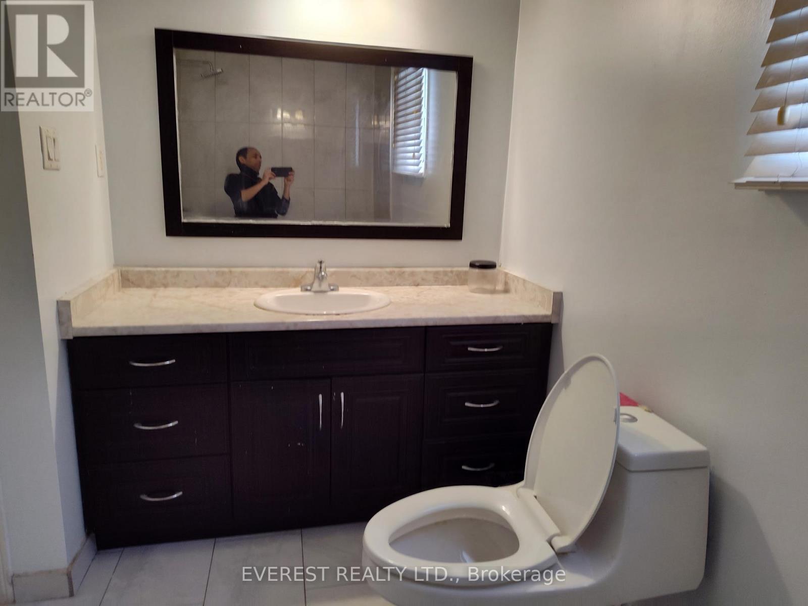 31 Merganser Crescent, Brampton, Ontario  L6W 4G2 - Photo 18 - W12660612