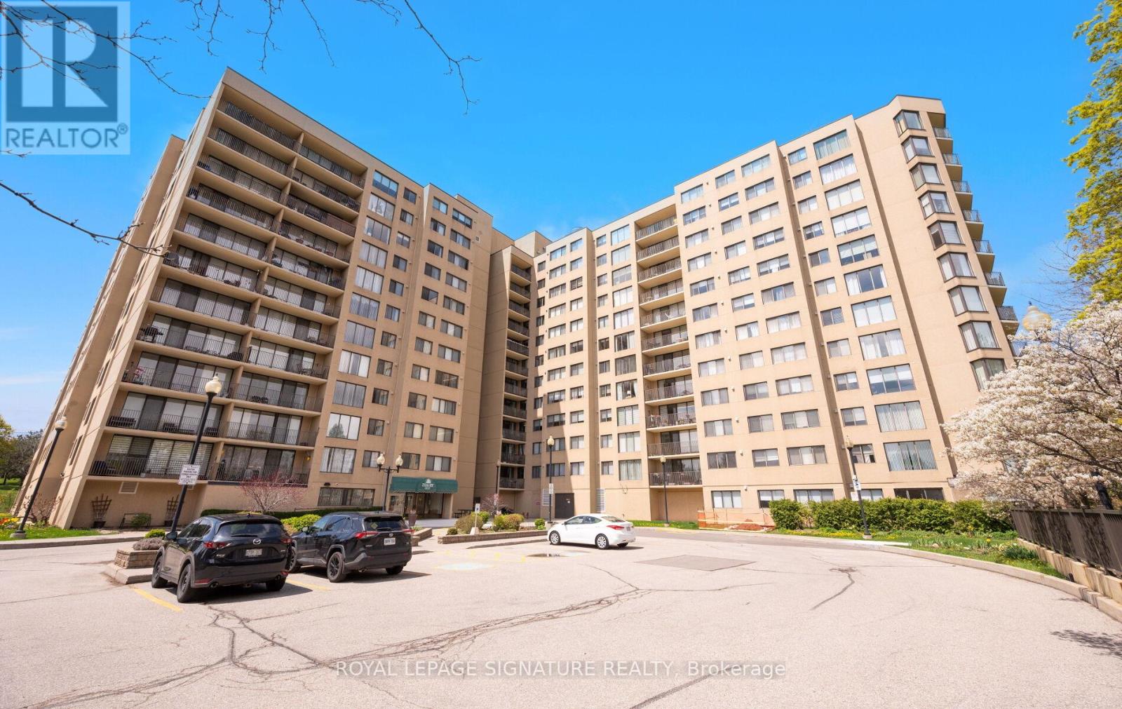 409 - 6500 Montevideo Road, Mississauga, Ontario  L5N 3T6 - Photo 2 - W12660618