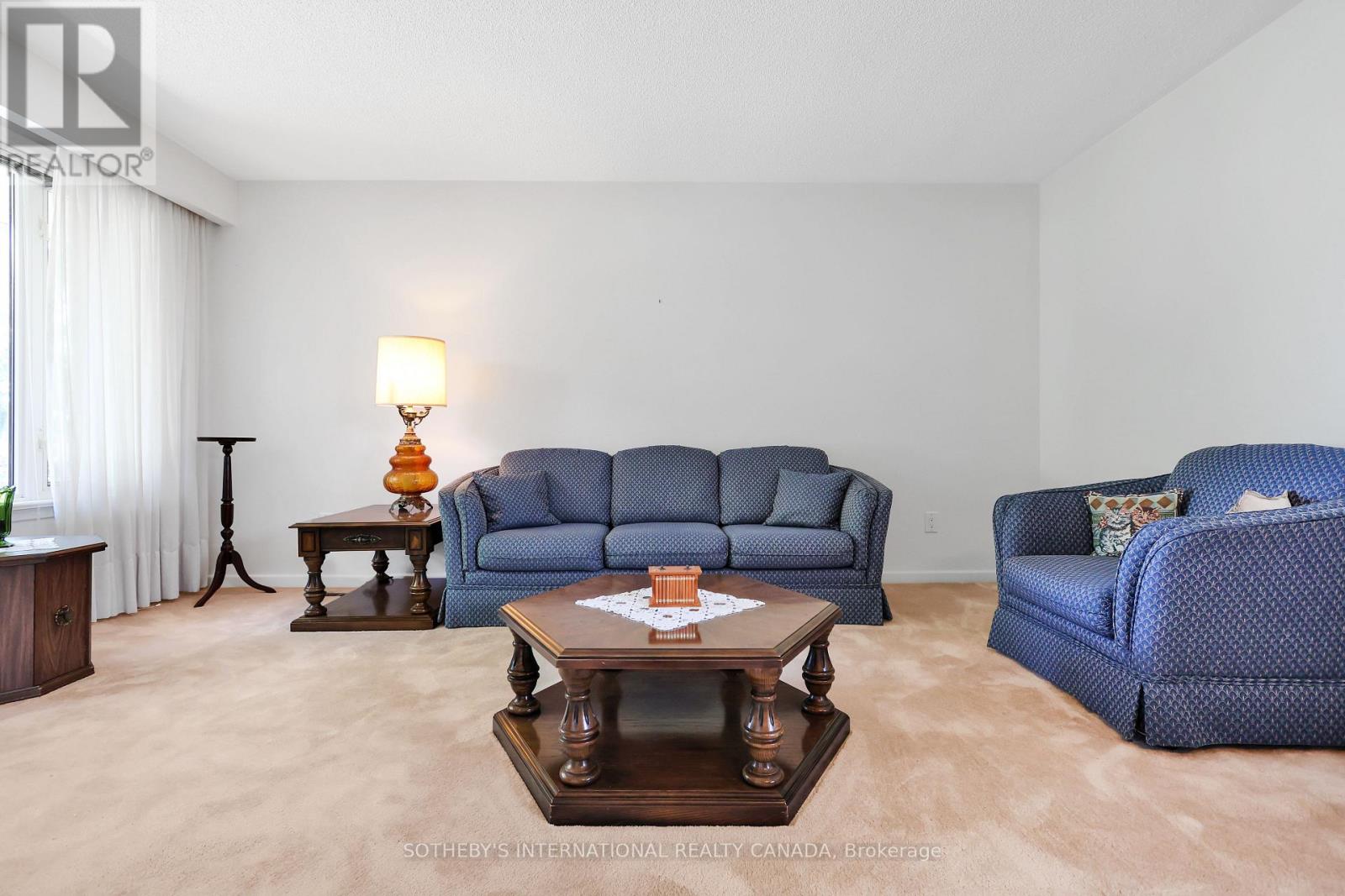 2506 Constable Road, Mississauga, Ontario  L5J 1W1 - Photo 9 - W12660624