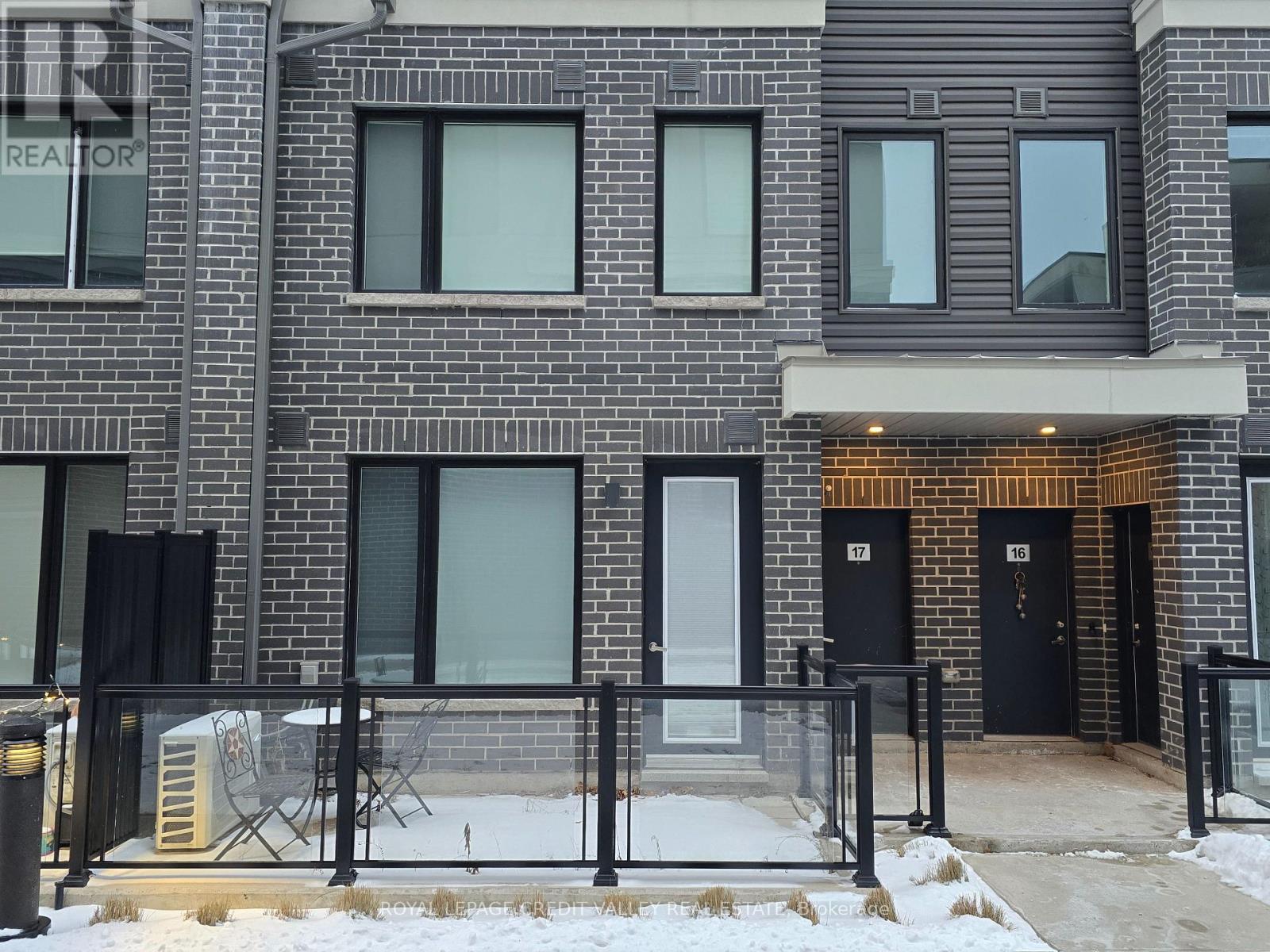 18 - 3476 Widdicombe Way, Mississauga, Ontario  L5L 0B8 - Photo 1 - W12660654