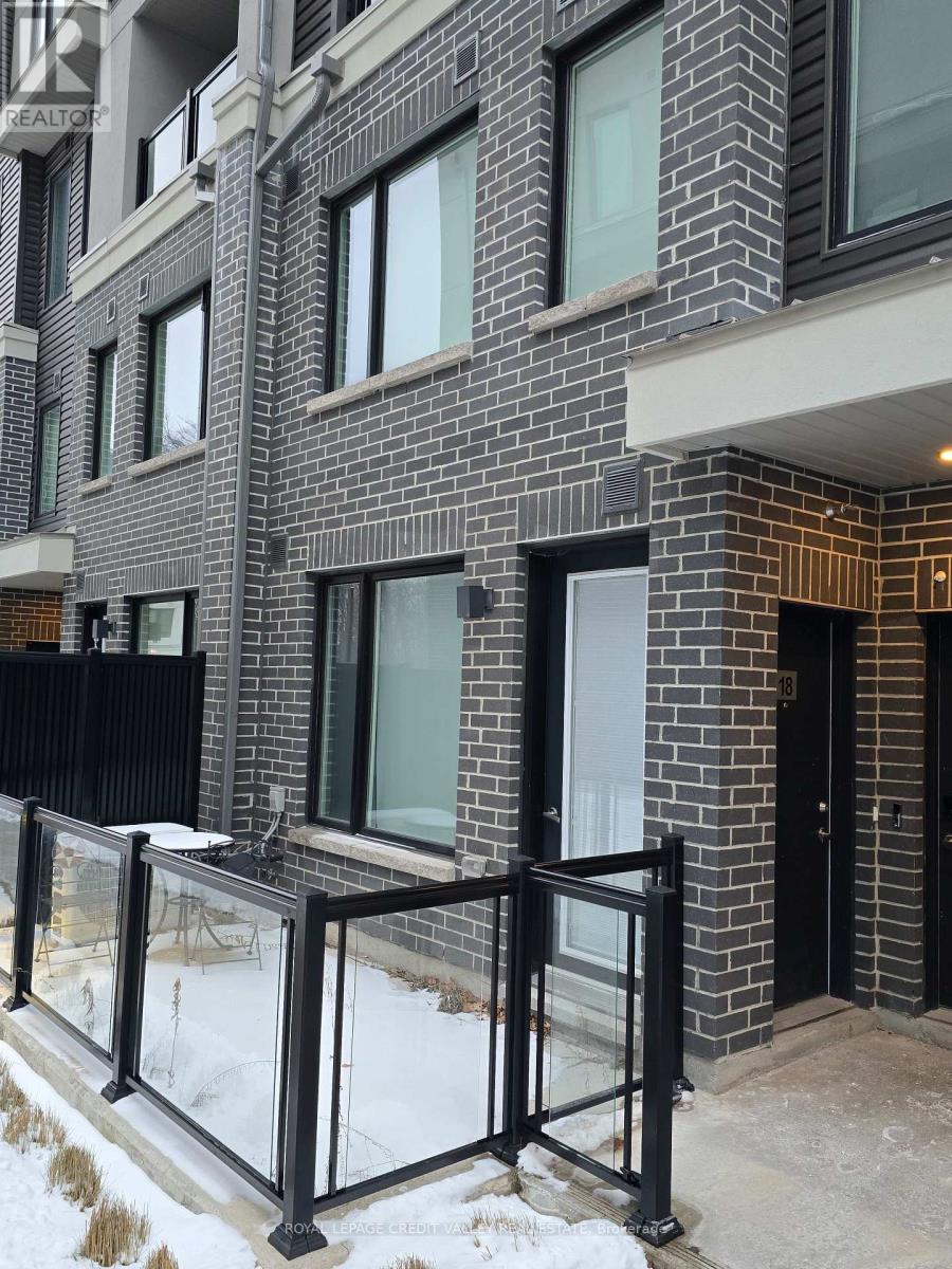 18 - 3476 Widdicombe Way, Mississauga, Ontario  L5L 0B8 - Photo 4 - W12660654