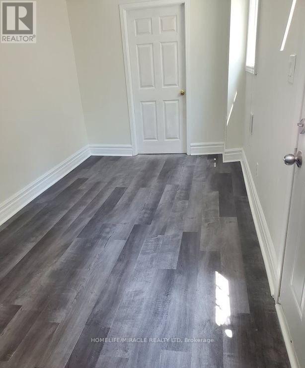 Lower - 42 Rotherglen Court, Brampton, Ontario  L6X 2S1 - Photo 5 - W12660704