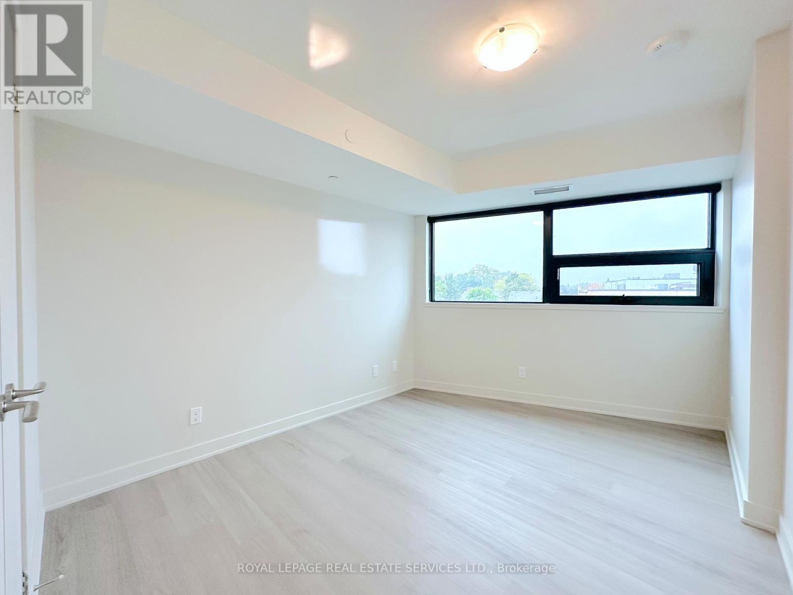 308 - 3385 Dundas Street W, Toronto, Ontario  M6S 2S2 - Photo 11 - W12660714