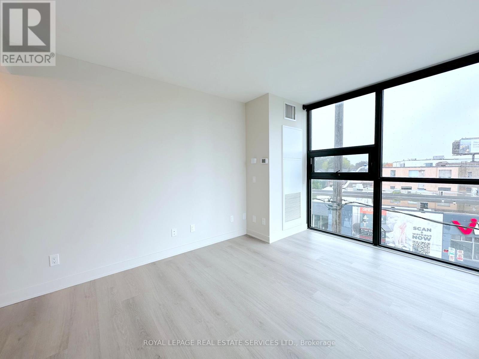 308 - 3385 Dundas Street W, Toronto, Ontario  M6S 2S2 - Photo 4 - W12660714
