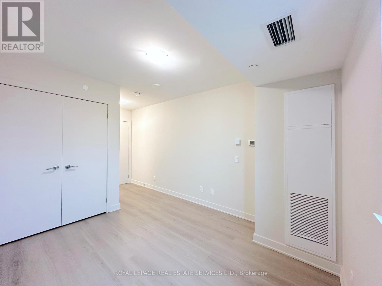 308 - 3385 Dundas Street W, Toronto, Ontario  M6S 2S2 - Photo 9 - W12660714