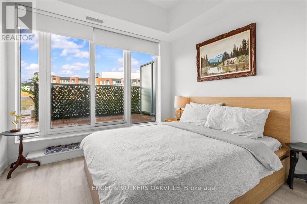 327 - 220 Missinnihe Way, Mississauga (Port Credit), Ontario  L5H 0A9 - Photo 9 - W12660722