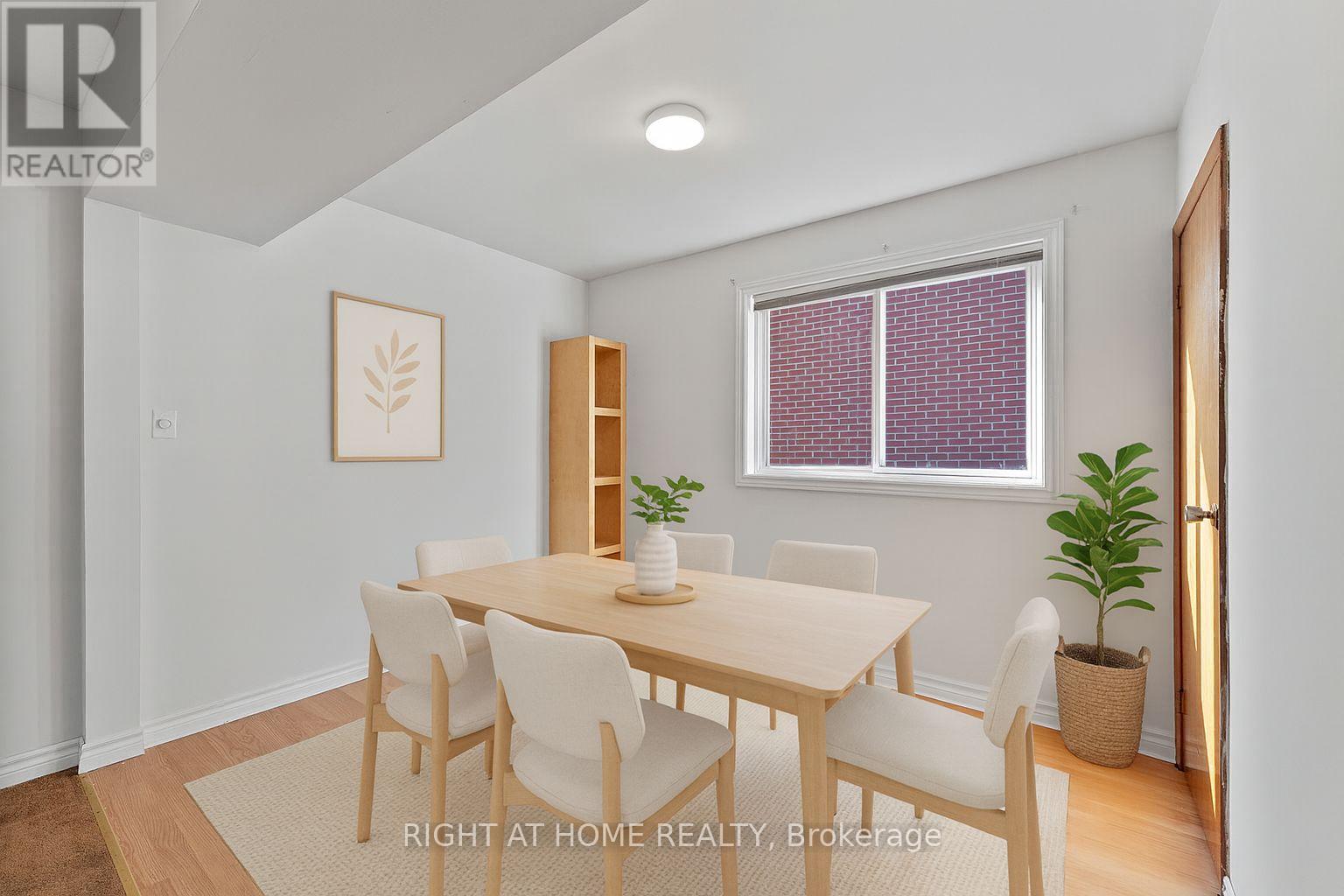 160 Varsity Road, Toronto, Ontario  M6S 4P3 - Photo 12 - W12660752