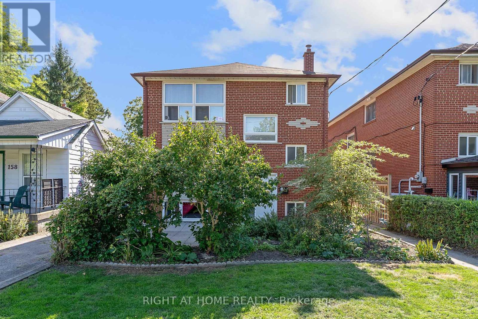 160 Varsity Road, Toronto, Ontario  M6S 4P3 - Photo 2 - W12660752