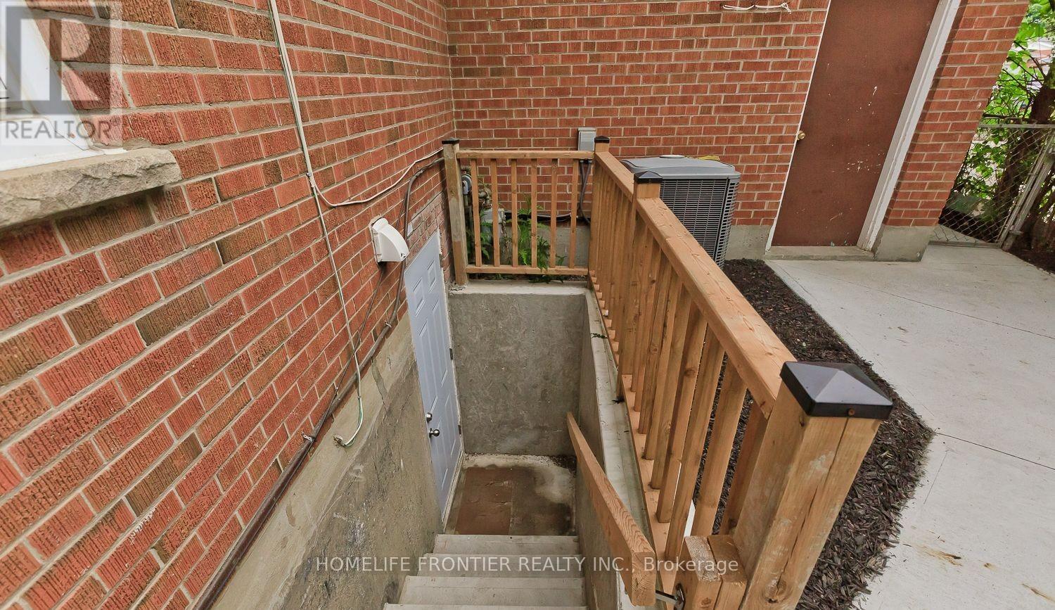 Basement - 759 Bloor Street N, Mississauga, Ontario  L3Y 2M7 - Photo 1 - W12660800