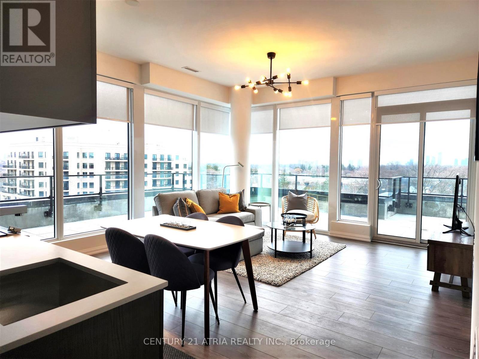 604 - 4208 Dundas Street W, Toronto, Ontario  M8X 1Y6 - Photo 3 - W12660818