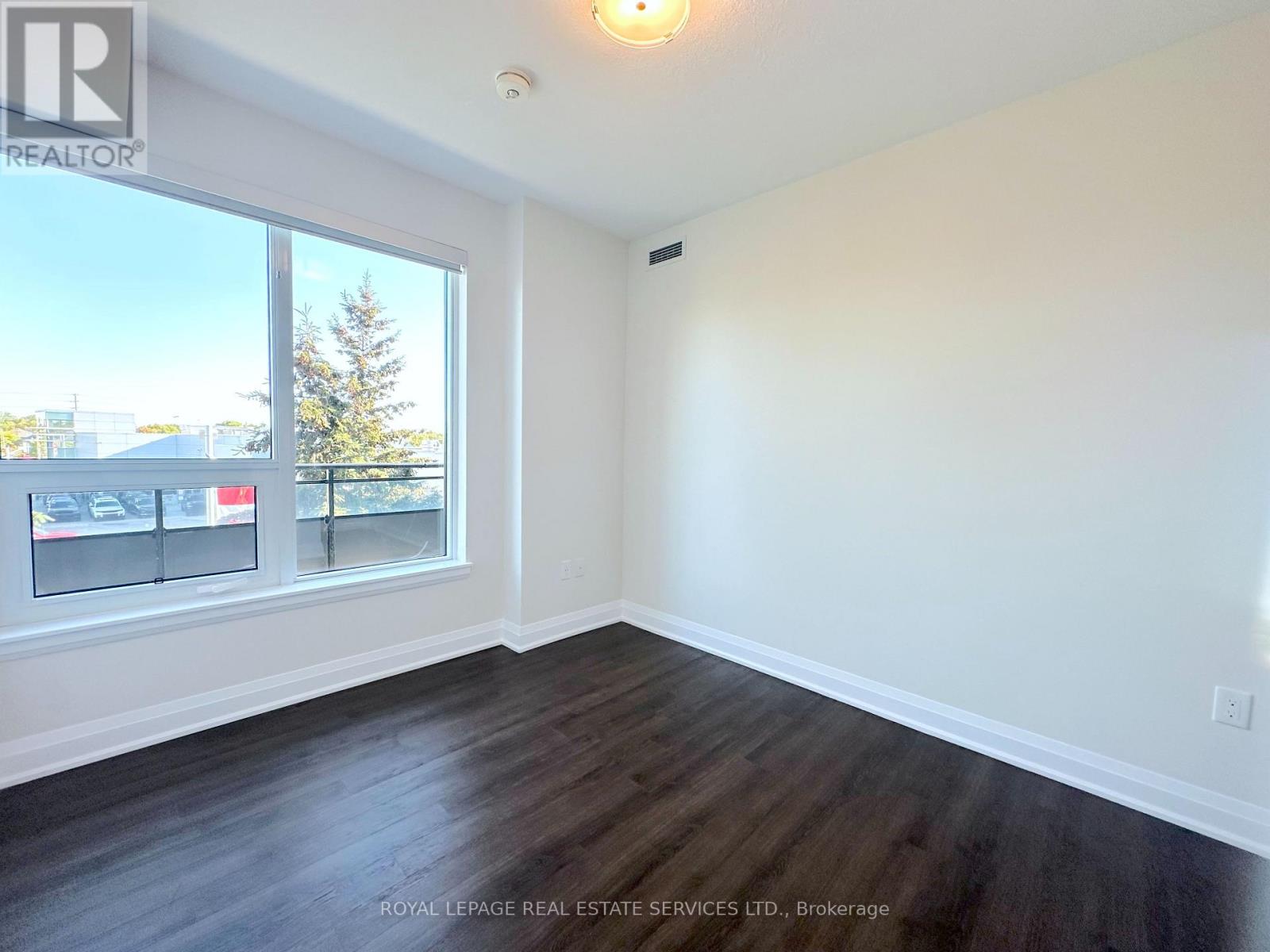328 - 2333 Taunton Road, Oakville, Ontario  L6H 0N5 - Photo 6 - W12660822