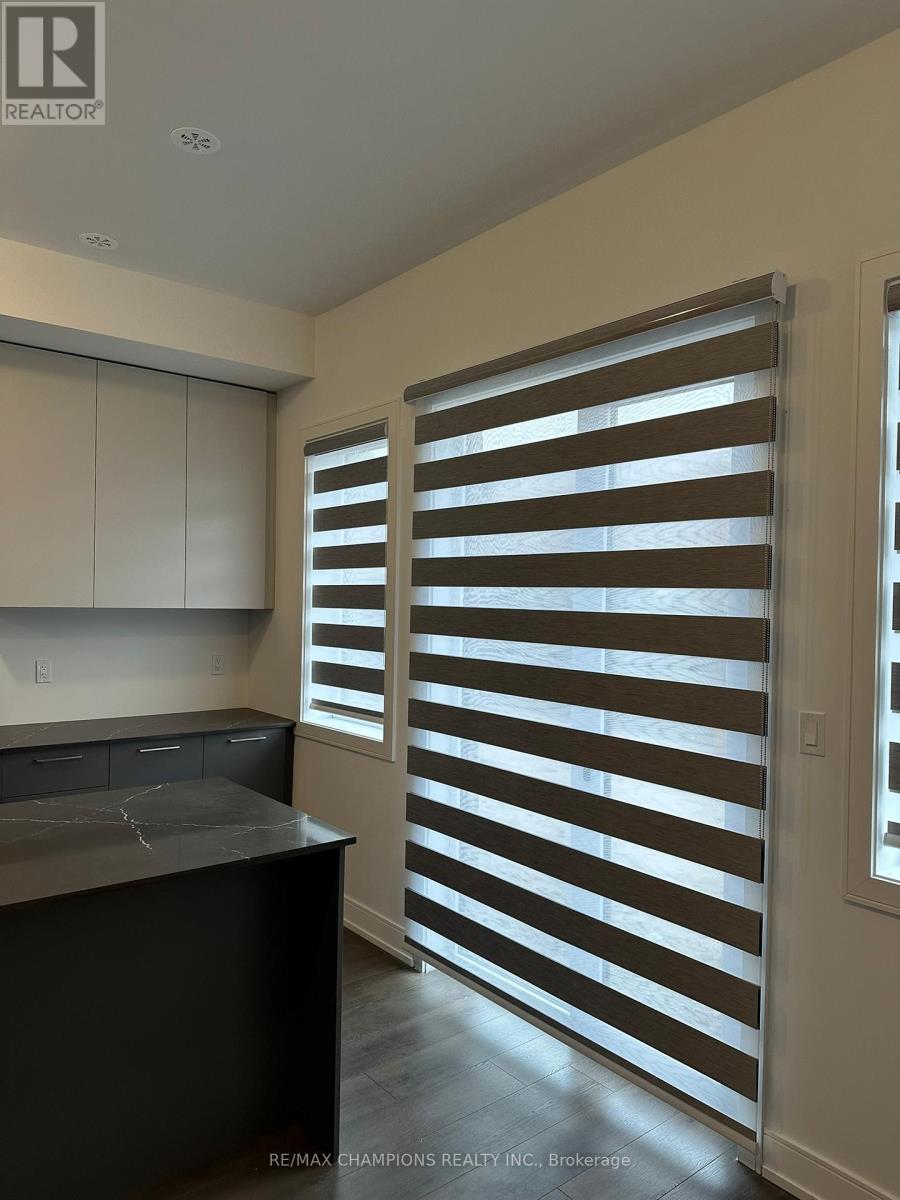 38 Desiree Place, Caledon, Ontario  L7E 4L2 - Photo 11 - W12660848