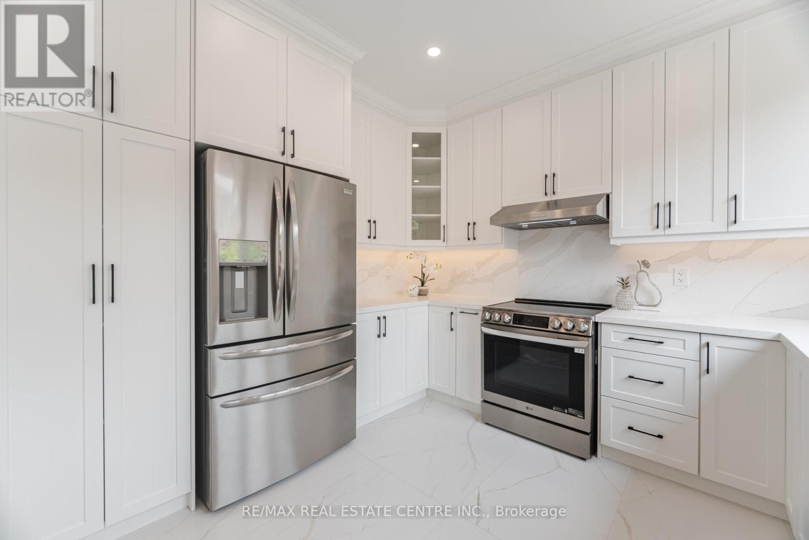 200 Weston Drive, Milton, Ontario  L9T 0V1 - Photo 20 - W12660850