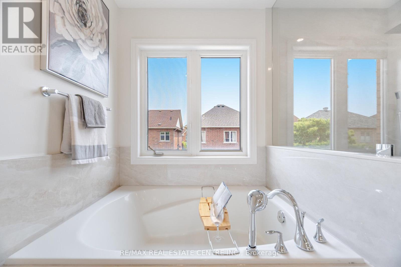 200 Weston Drive, Milton, Ontario  L9T 0V1 - Photo 33 - W12660850