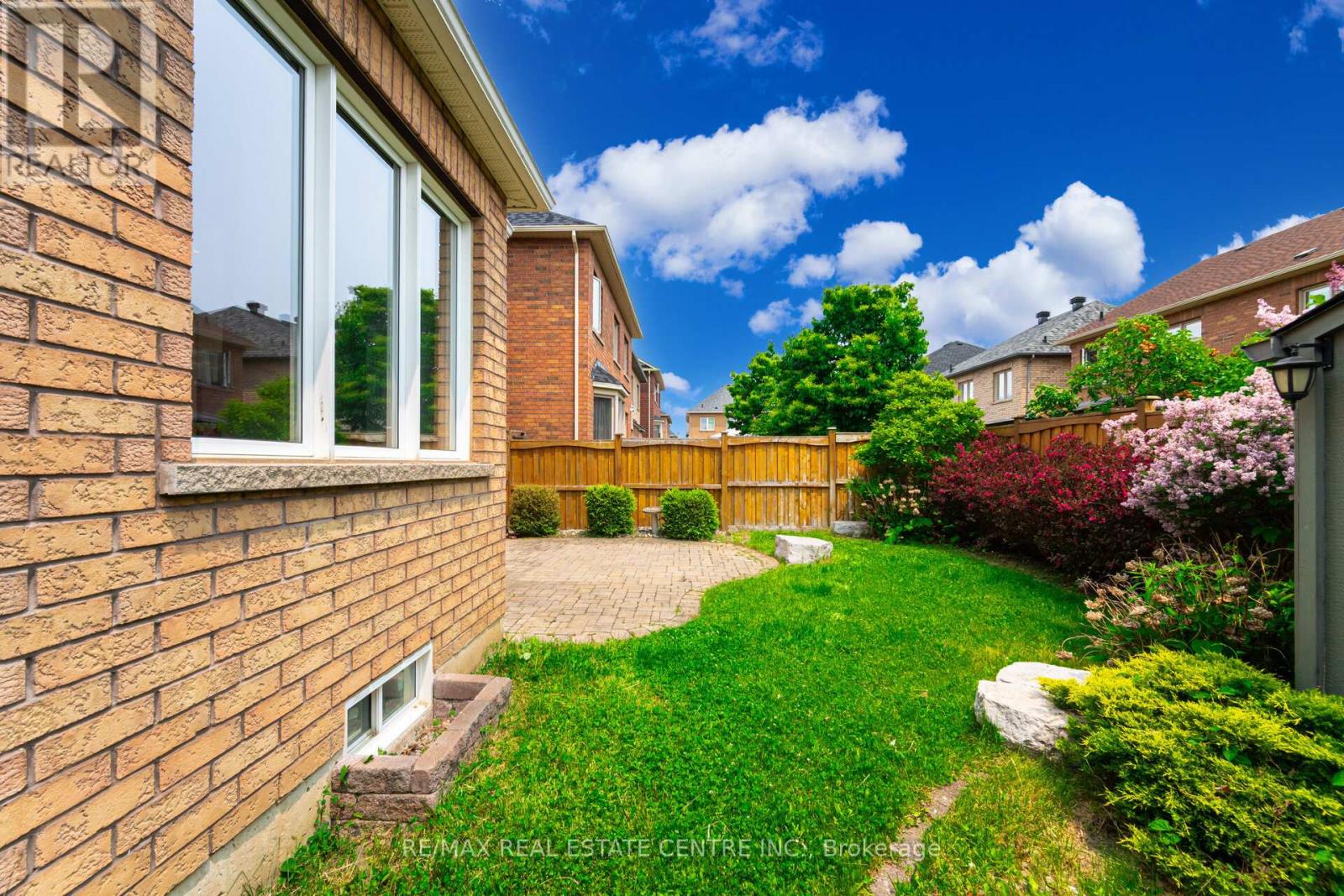 200 Weston Drive, Milton, Ontario  L9T 0V1 - Photo 49 - W12660850