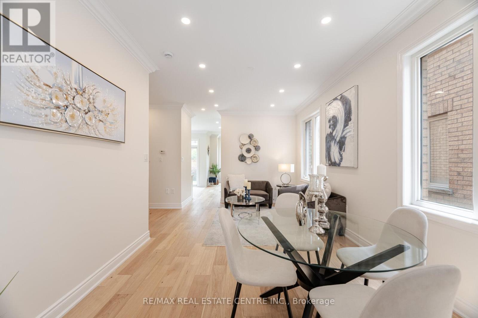 200 Weston Drive, Milton, Ontario  L9T 0V1 - Photo 7 - W12660850