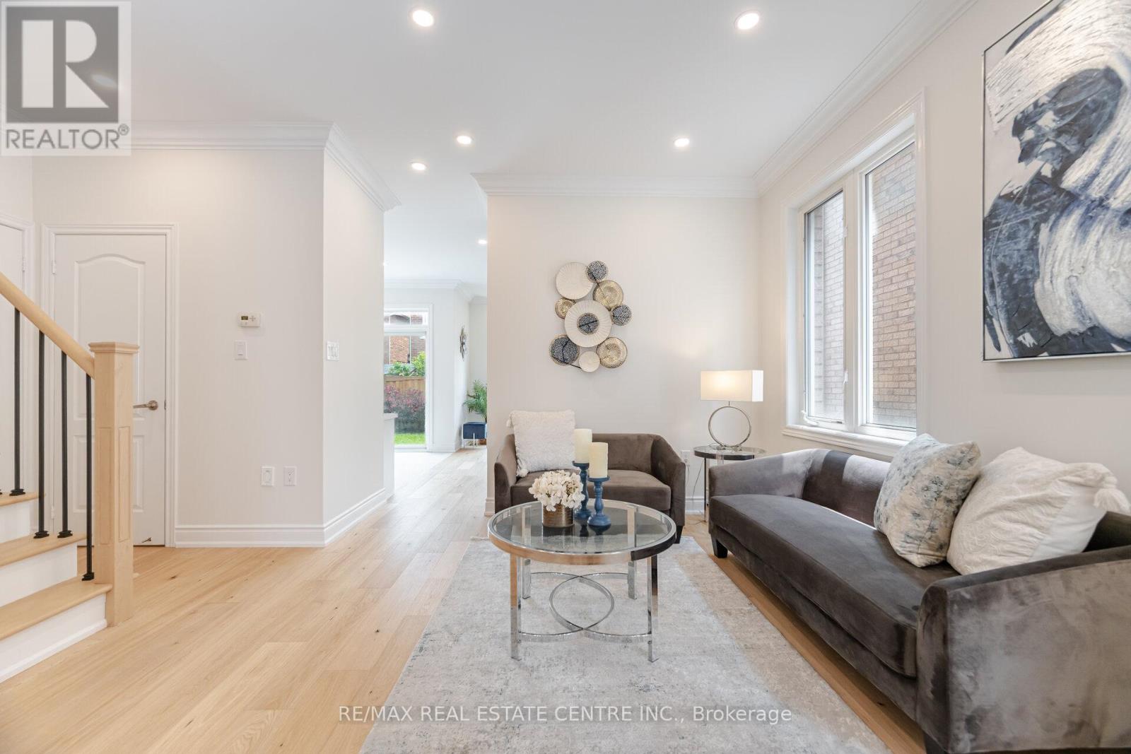 200 Weston Drive, Milton, Ontario  L9T 0V1 - Photo 9 - W12660850