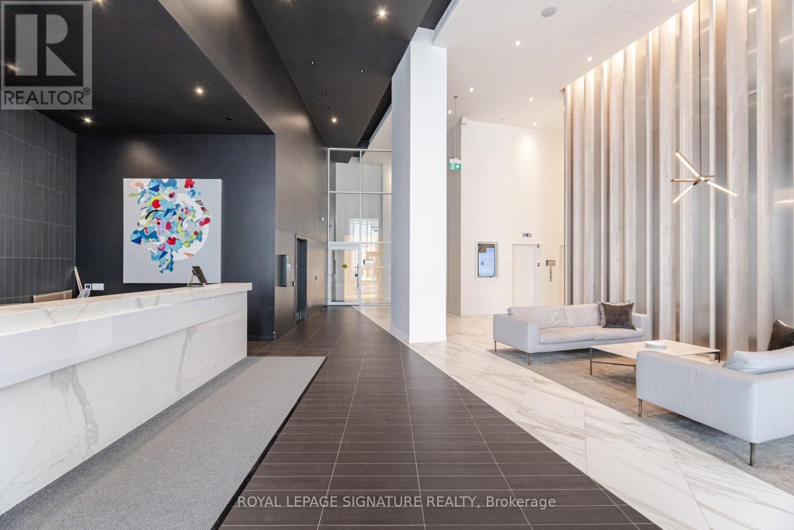 3006 - 3900 Confederation Parkway, Mississauga, Ontario  L5B 0M3 - Photo 3 - W12660900