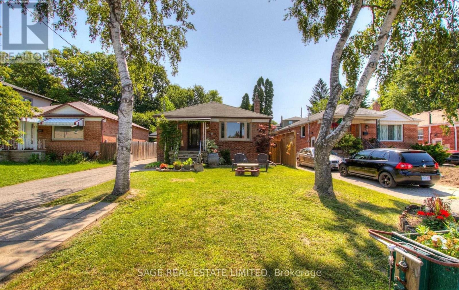 73 Cynthia Road, Toronto, Ontario  M6N 2P8 - Photo 1 - W12660912