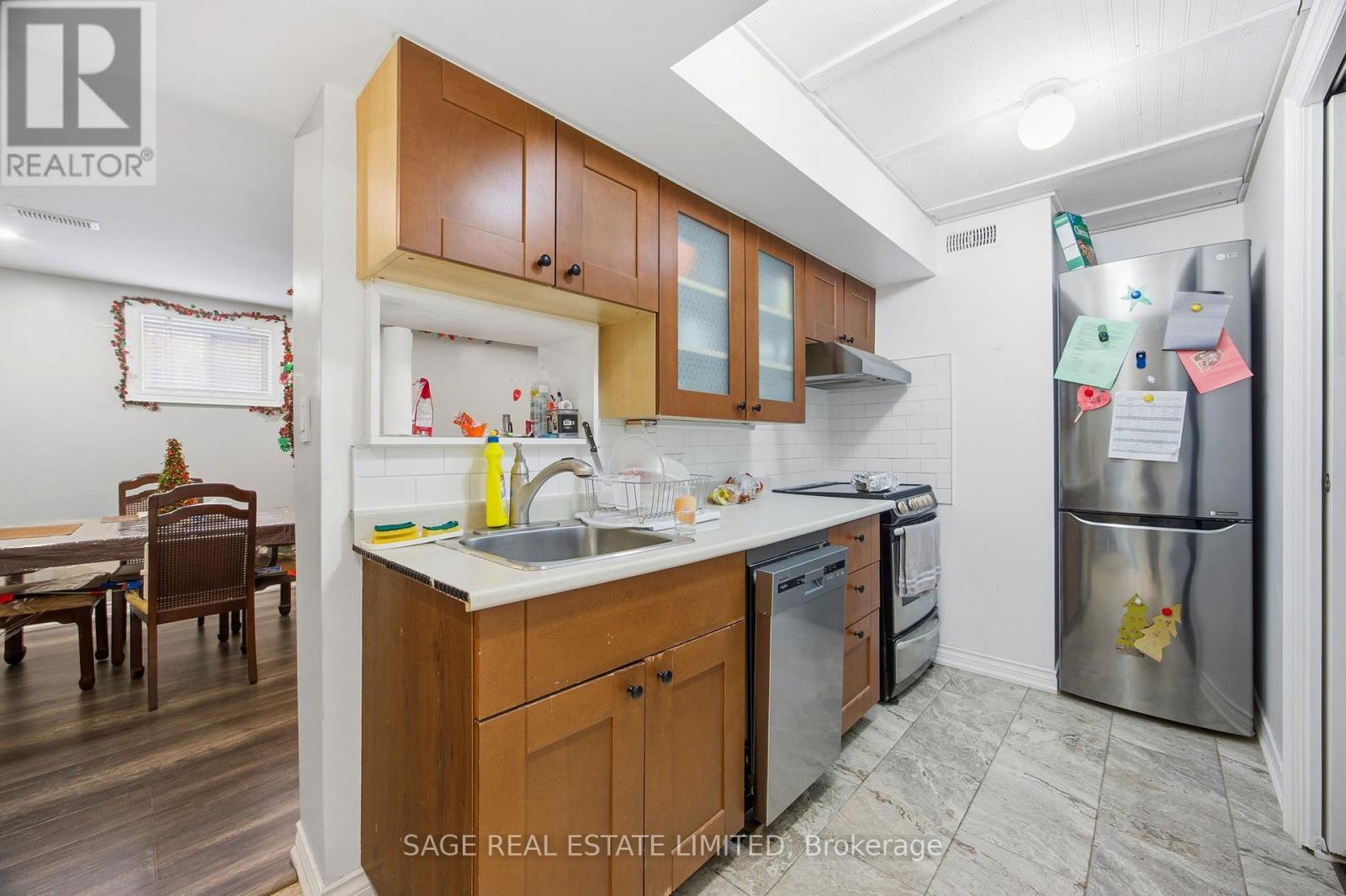 73 Cynthia Road, Toronto, Ontario  M6N 2P8 - Photo 8 - W12660912