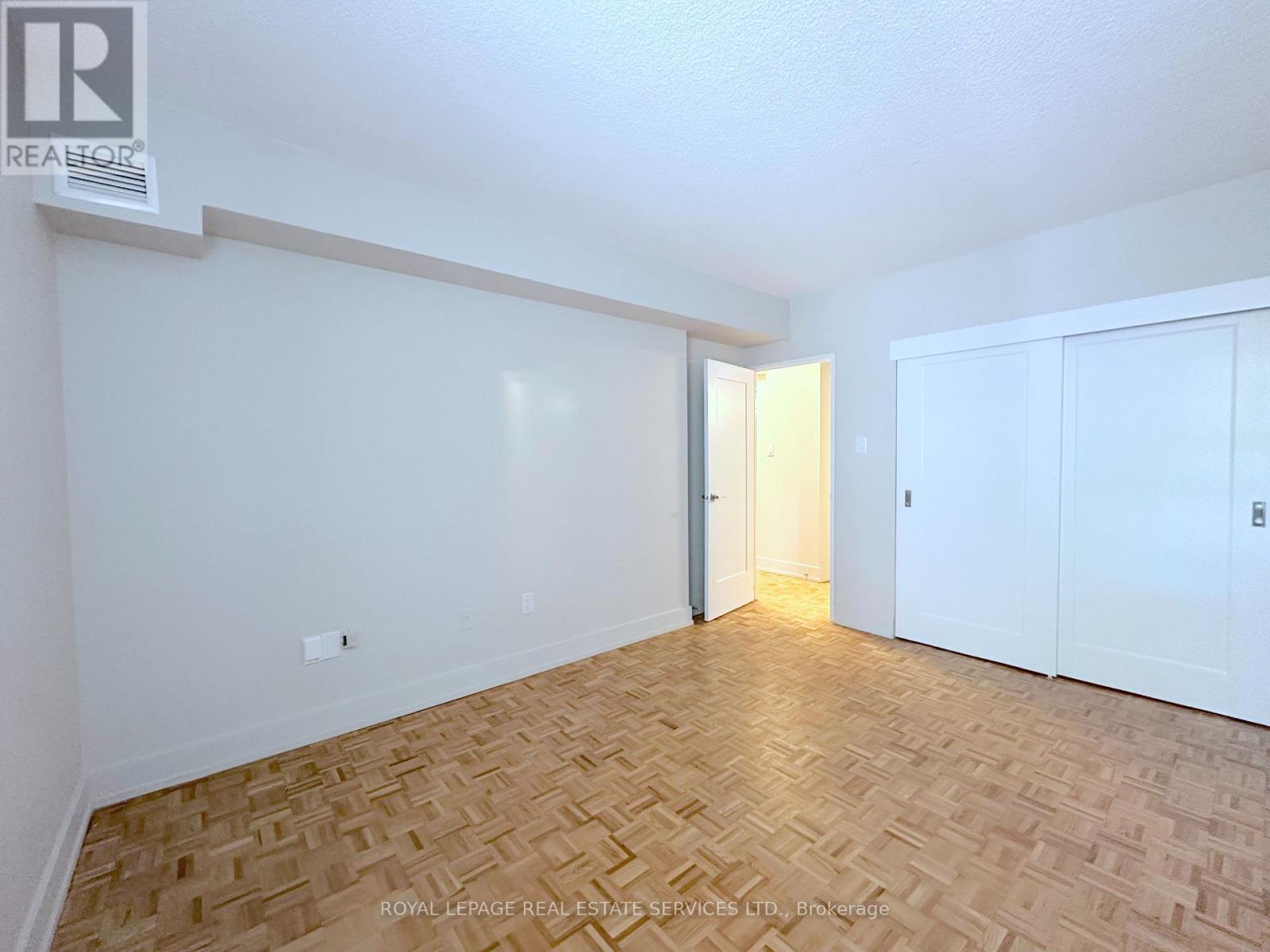 103 - 190 Clark Boulevard, Brampton, Ontario  L6T 4A8 - Photo 13 - W12660926