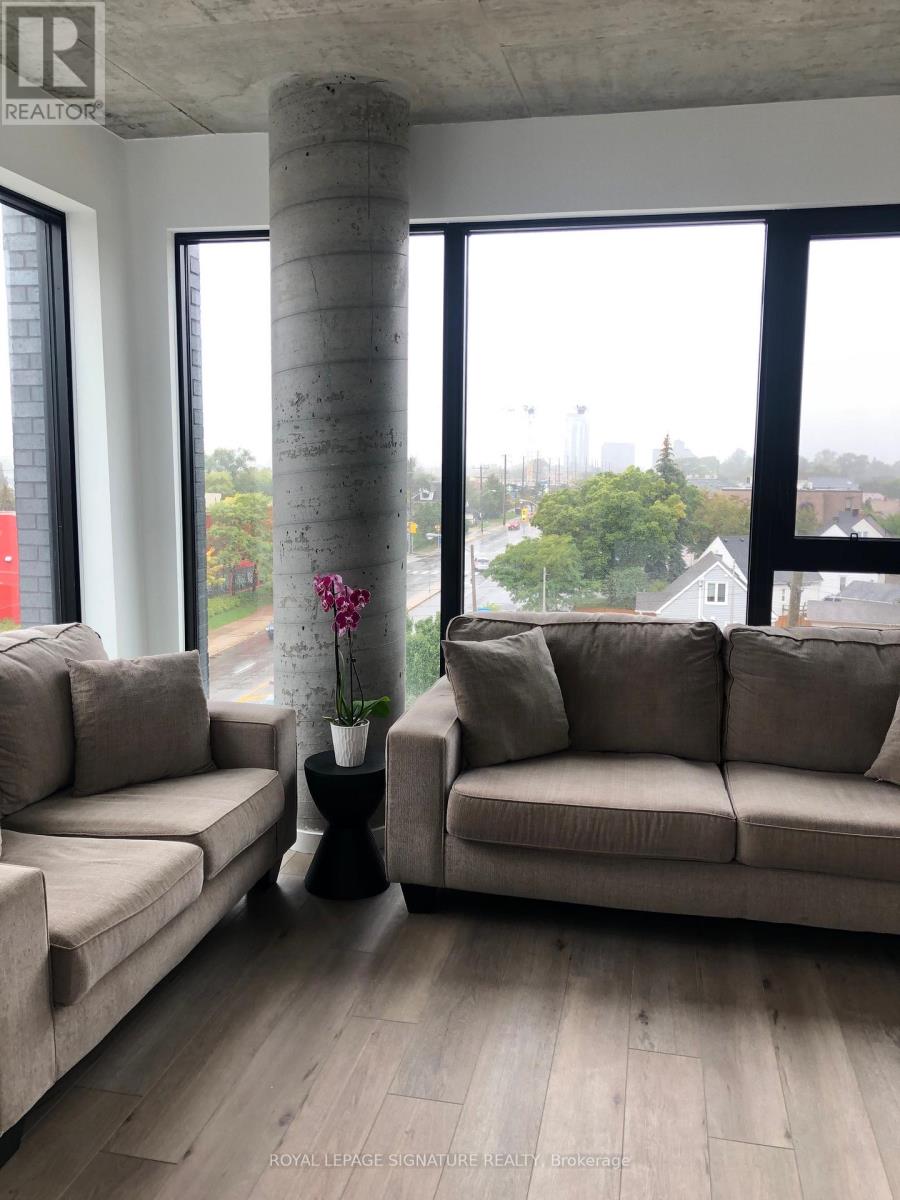 419 - 7 SMITH CRESCENT, Toronto, Ontario