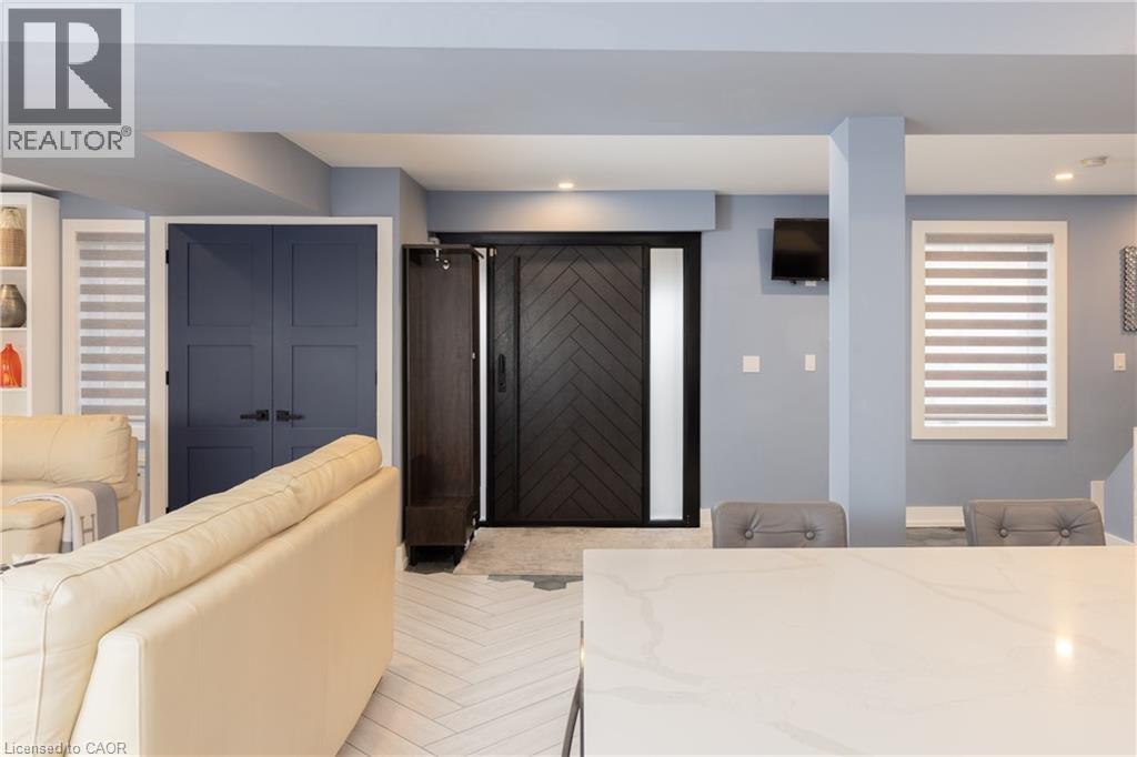 676 Bayshore Boulevard, Burlington, Ontario  L7T 1T2 - Photo 5 - 40795192