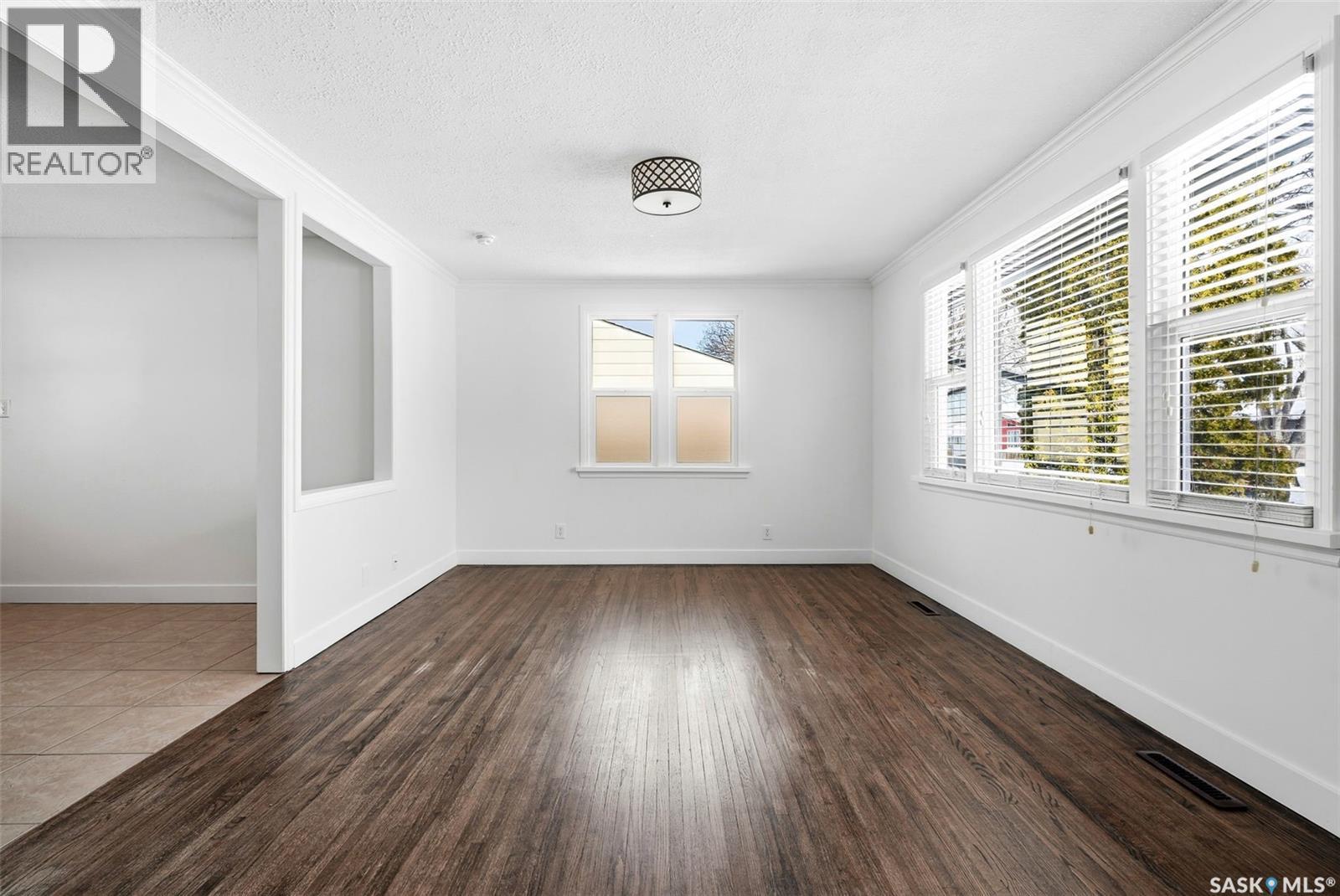 658 Princess Street, Regina, Saskatchewan  S4T 3X5 - Photo 4 - SK026187