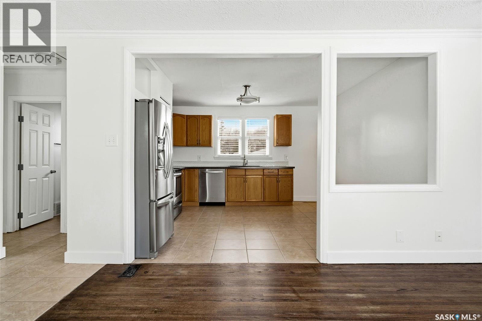 658 Princess Street, Regina, Saskatchewan  S4T 3X5 - Photo 6 - SK026187