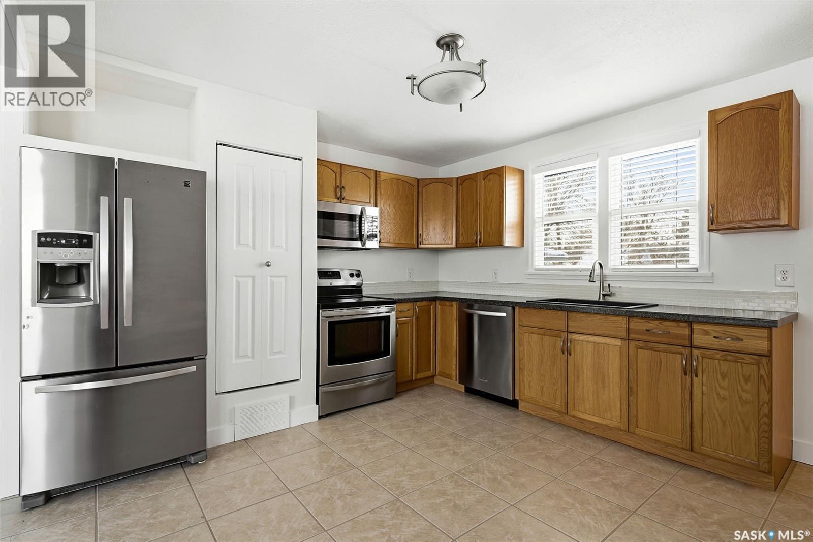 658 Princess Street, Regina, Saskatchewan  S4T 3X5 - Photo 7 - SK026187