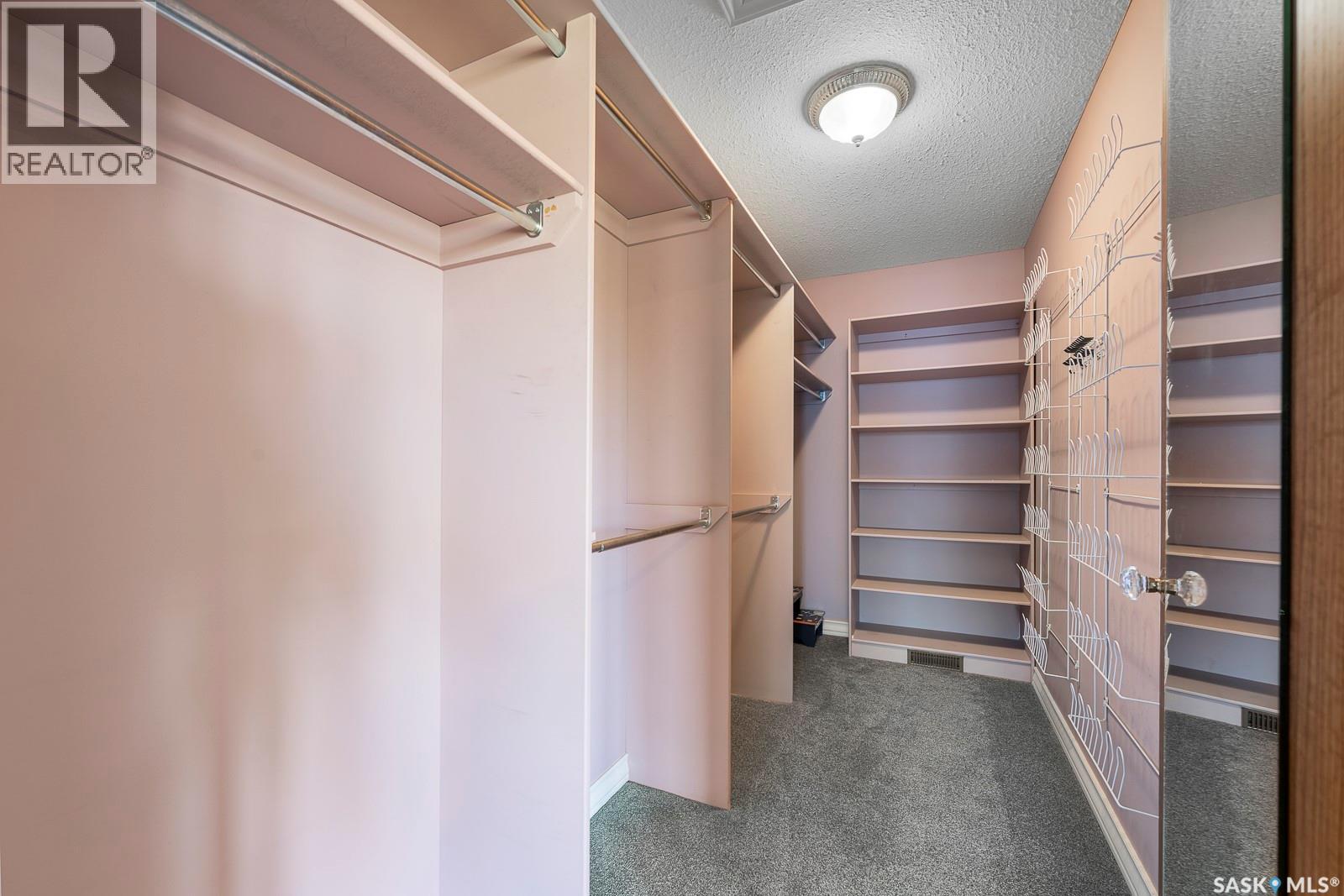 5054 Wascana Vista Court, Regina, Saskatchewan  S4V 2S2 - Photo 31 - SK026177