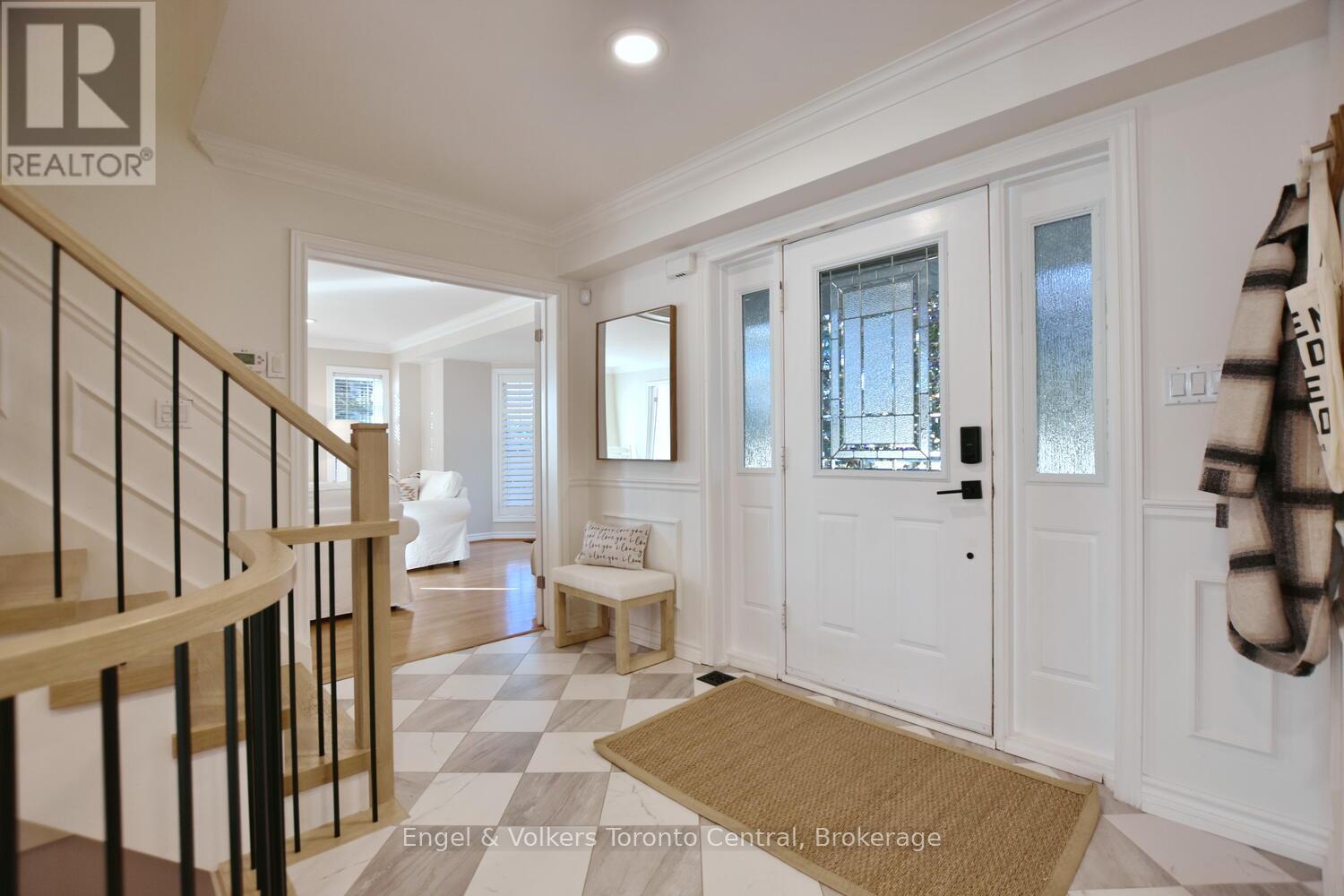 55 Highland Drive, Oro-Medonte, Ontario  L0L 2L0 - Photo 6 - S12542354