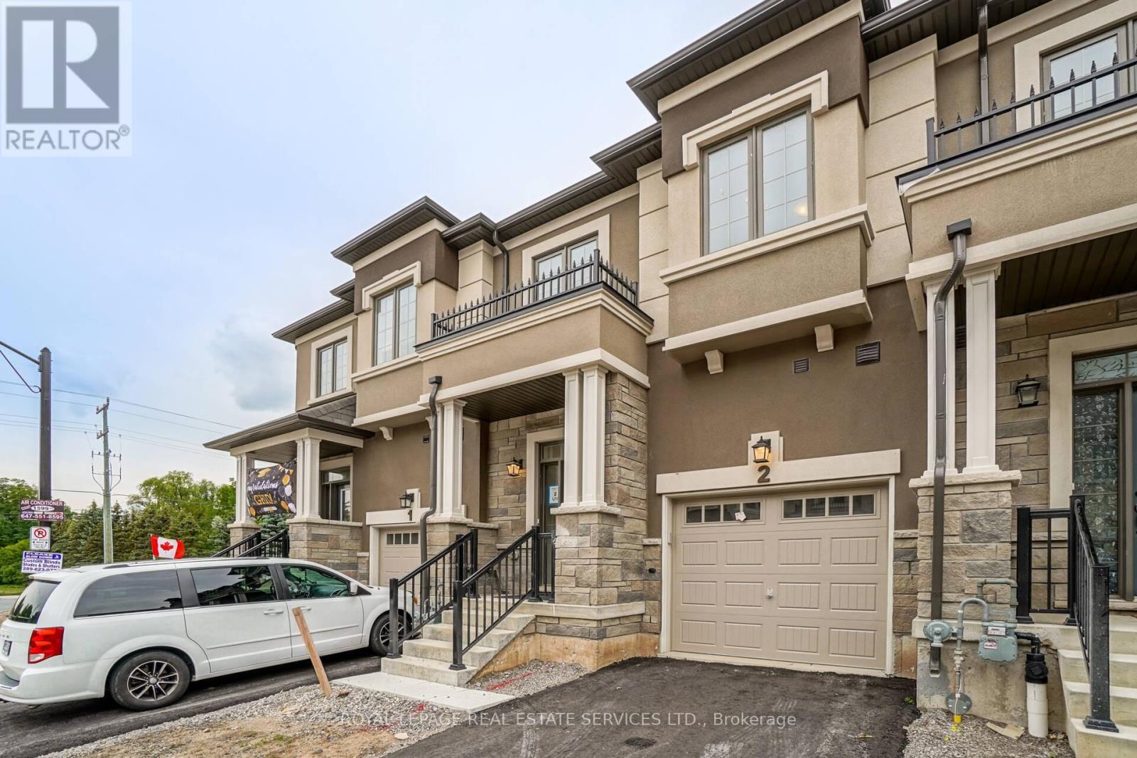 2 - 515 Garner Road, Hamilton, Ontario  L9G 3K9 - Photo 3 - X12660596