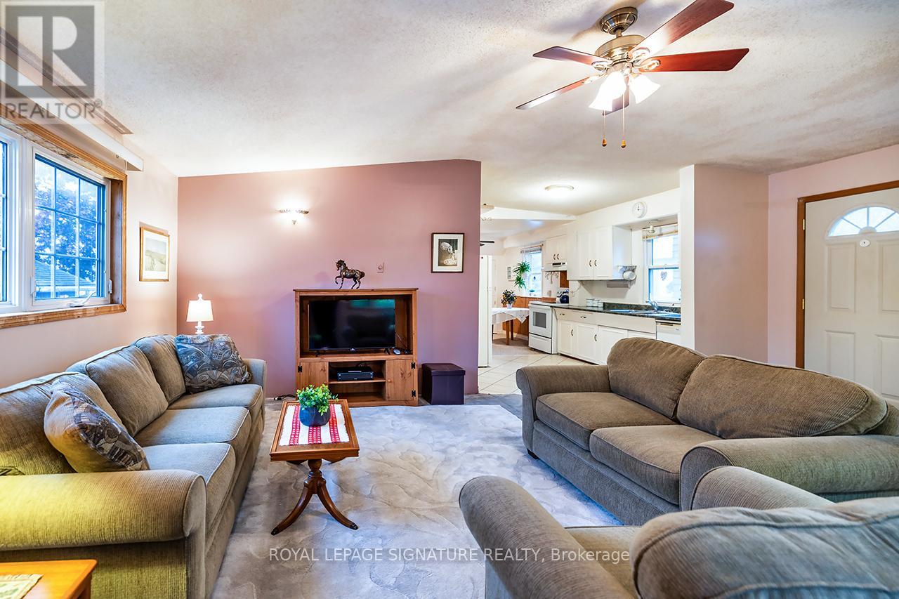 9 South Charles Street, Quinte West, Ontario  K8V 2R8 - Photo 18 - X12660732