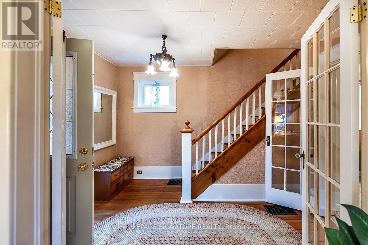 9 South Charles Street, Quinte West, Ontario  K8V 2R8 - Photo 4 - X12660732