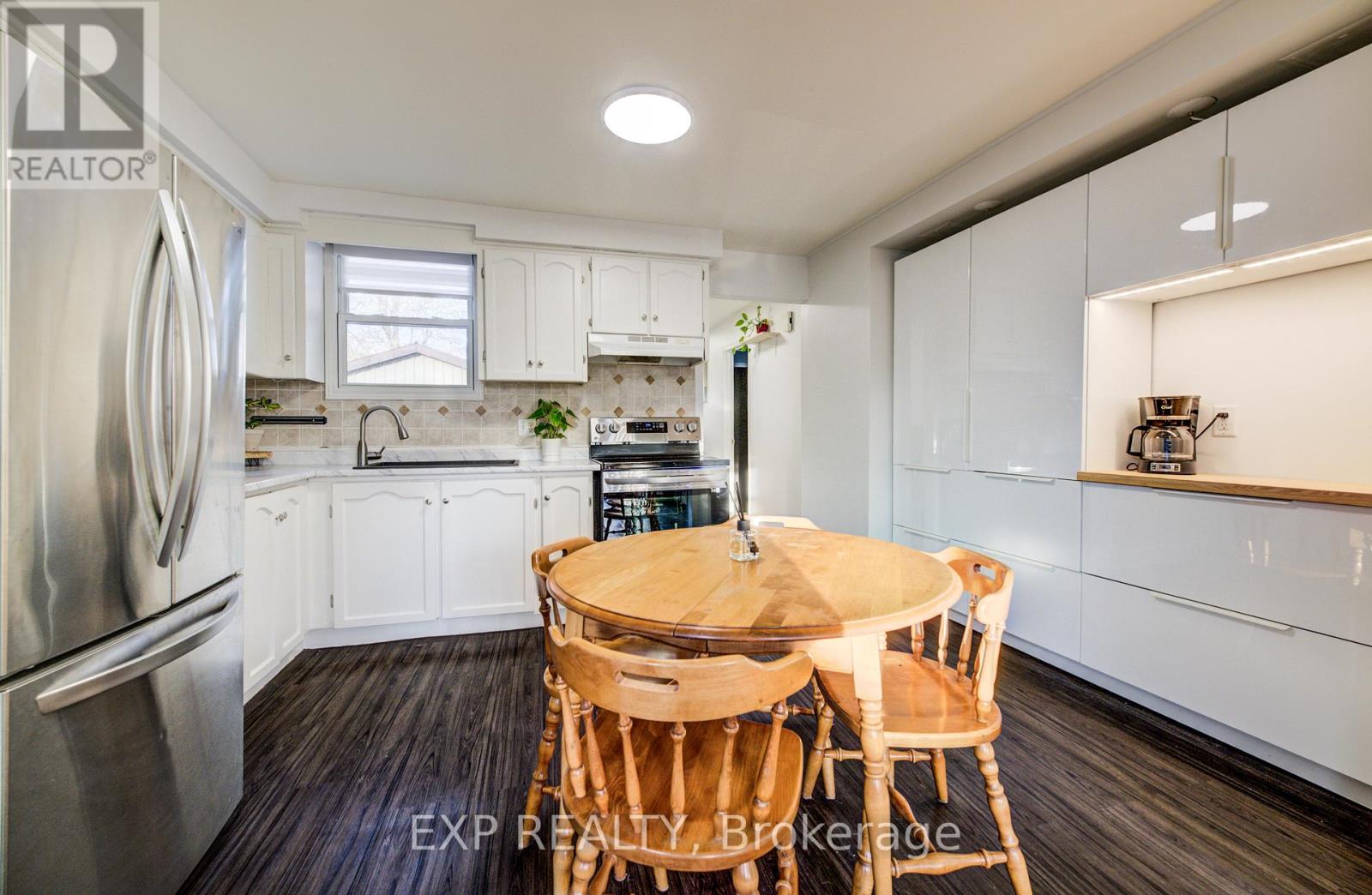 53 Norfolk Avenue, Cambridge, Ontario  N1R 3T7 - Photo 10 - X12660804