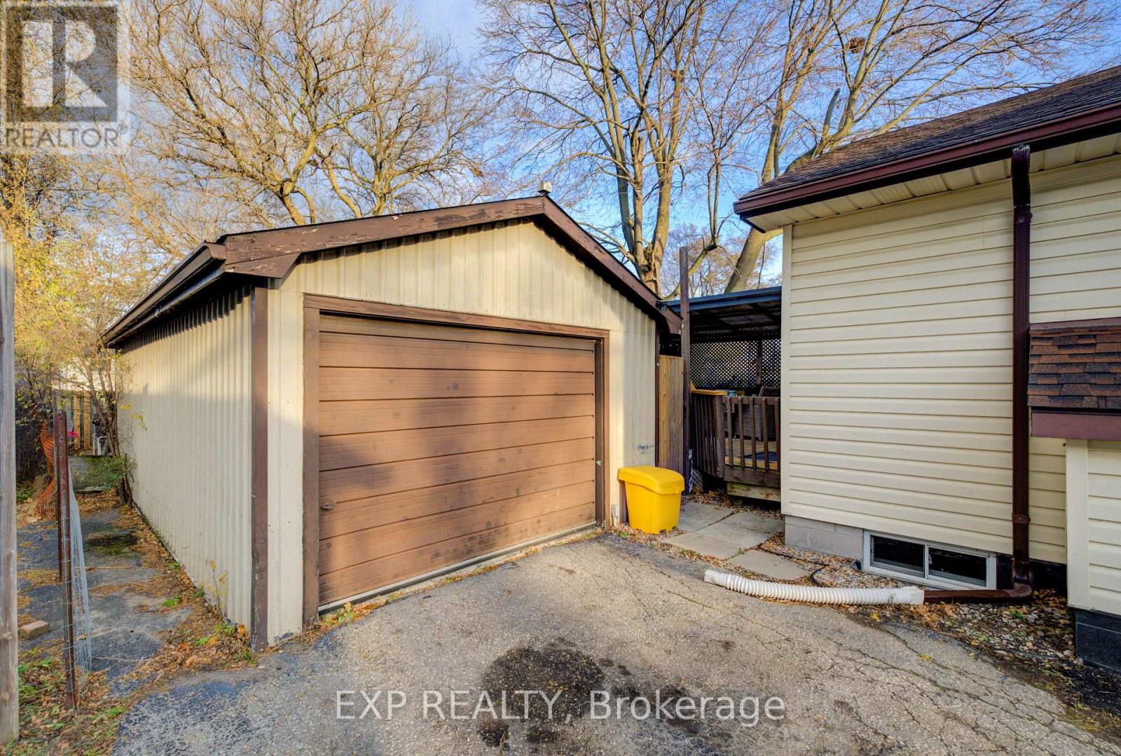 53 Norfolk Avenue, Cambridge, Ontario  N1R 3T7 - Photo 5 - X12660804