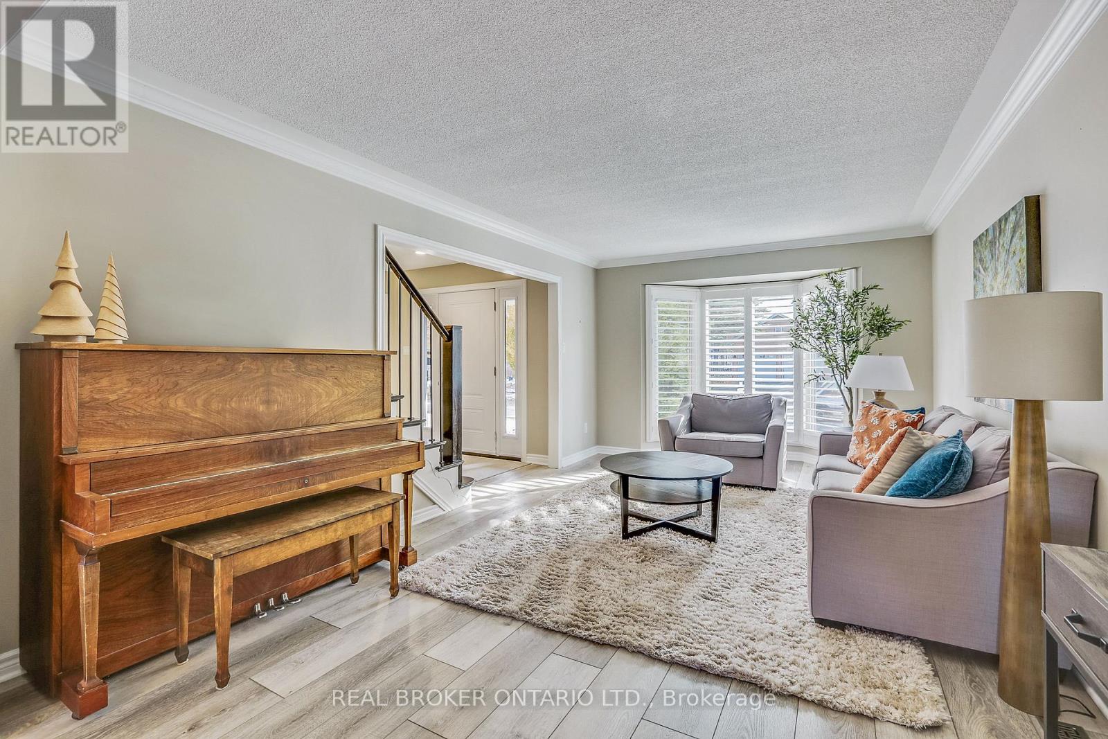 23 Chestnut Hill, London South, Ontario  N6K 4J5 - Photo 8 - X12660854