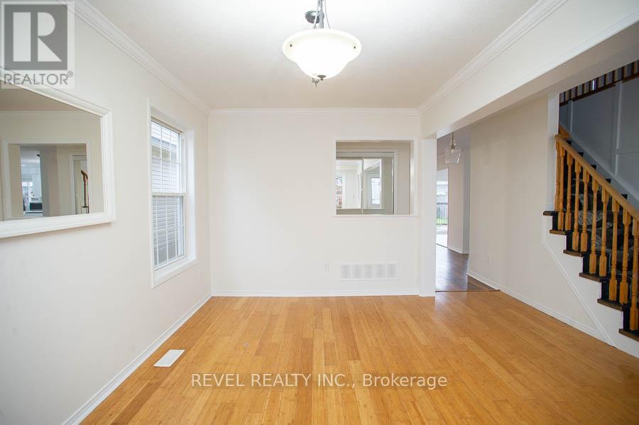 110 Hunter Way, Brantford, Ontario  N3T 0B1 - Photo 4 - X12660858