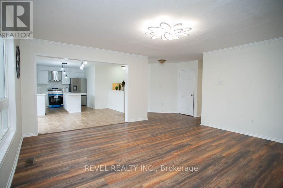 110 Hunter Way, Brantford, Ontario  N3T 0B1 - Photo 6 - X12660858