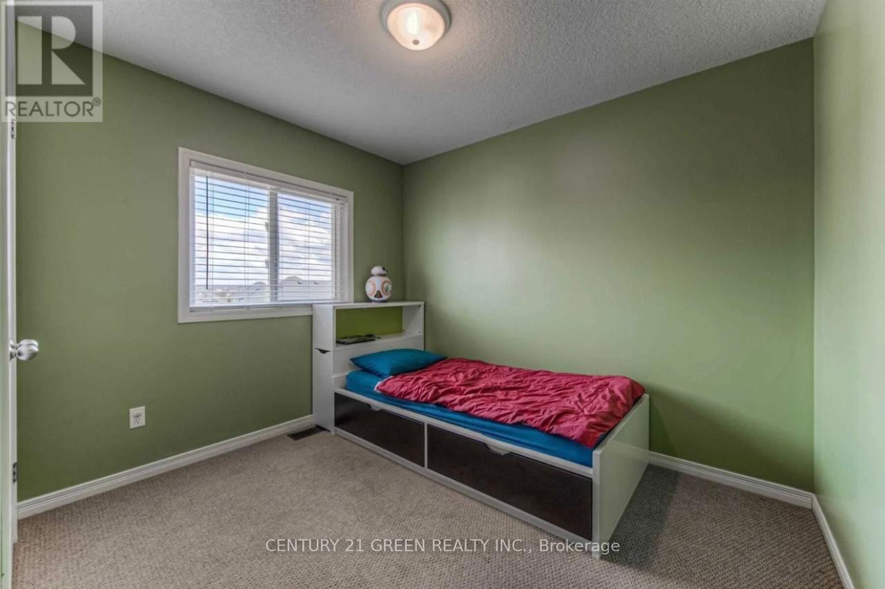 Main & 2nd - 1231 Countrystone Drive, Kitchener, Ontario  N2N 3S4 - Photo 22 - X12660884