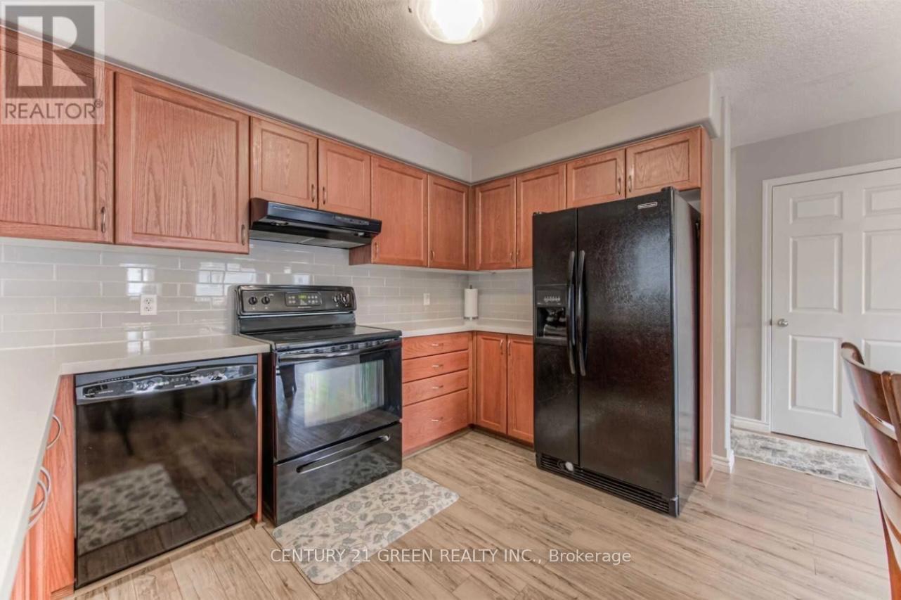 Main & 2nd - 1231 Countrystone Drive, Kitchener, Ontario  N2N 3S4 - Photo 6 - X12660884